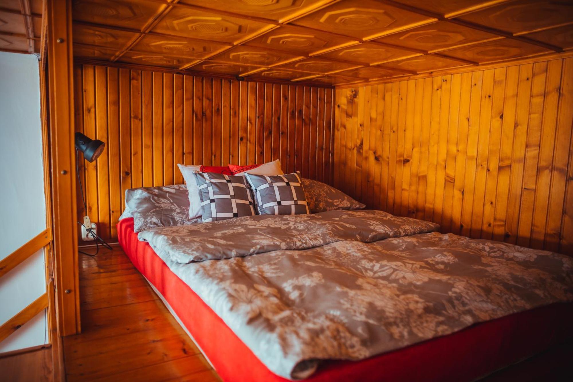 W Krosnie Przy Kolejowej Apartment Krosno