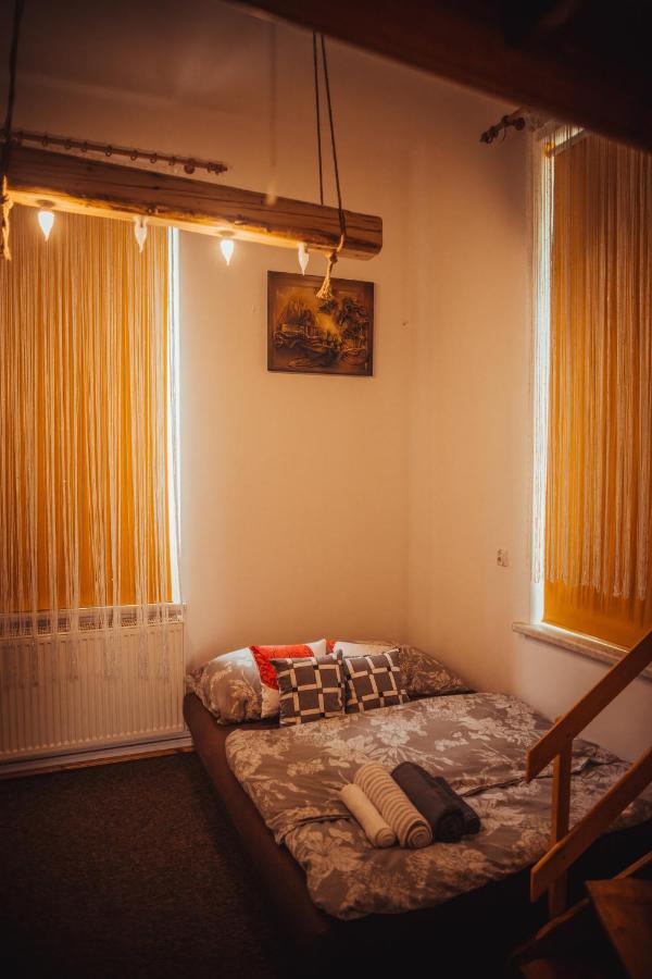 W Krosnie Przy Kolejowej Apartment Krosno